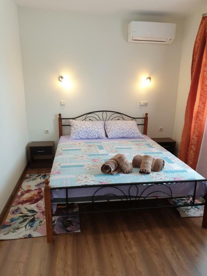Emerald Hills Aparthotel Sozopol Exterior photo