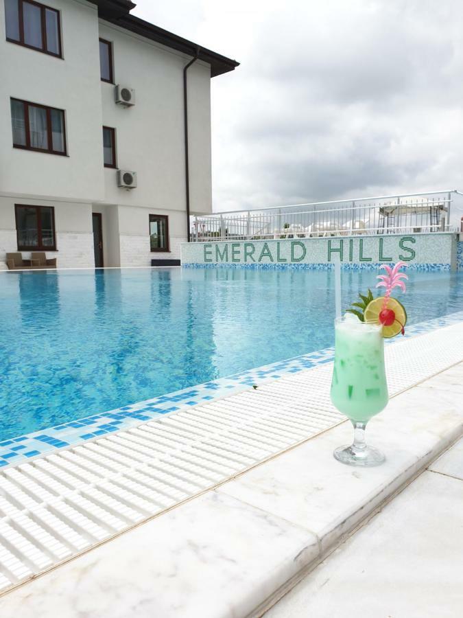 Emerald Hills Aparthotel Sozopol Exterior photo